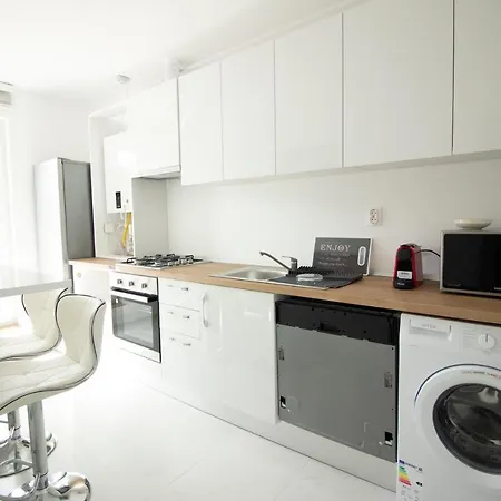 בוקרשט 3 Rooms A502 Stayinn By Cosmopolis מראה חיצוני תמונה